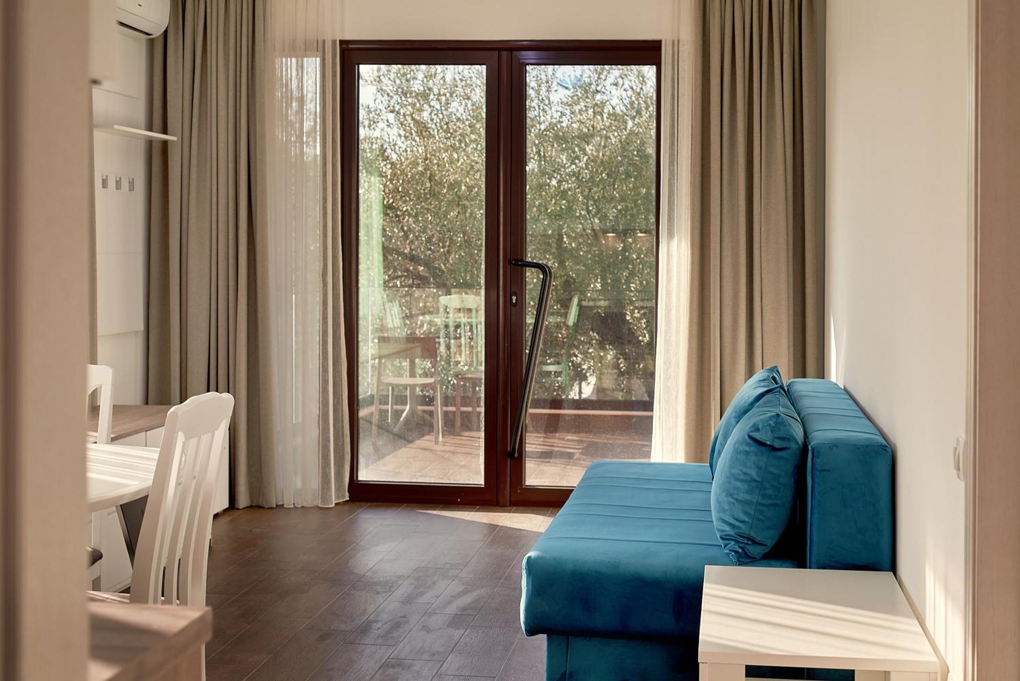 Adria Lux Apartmens 2 Sveti Stefan Bagian luar foto