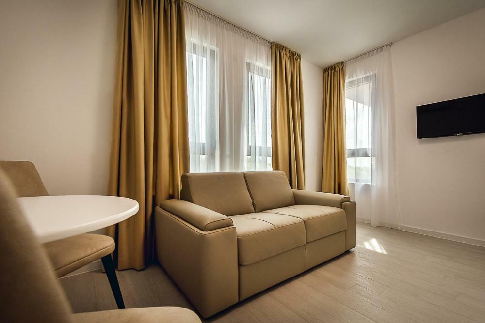 Adria Lux Apartmens 2 Sveti Stefan Bagian luar foto