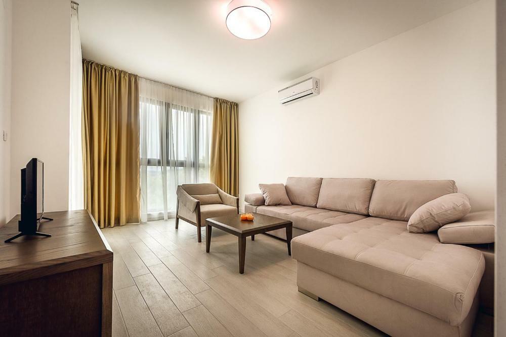 Adria Lux Apartmens 2 Sveti Stefan Bagian luar foto