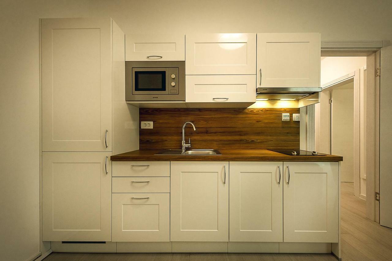 Adria Lux Apartmens 2 Sveti Stefan Bagian luar foto
